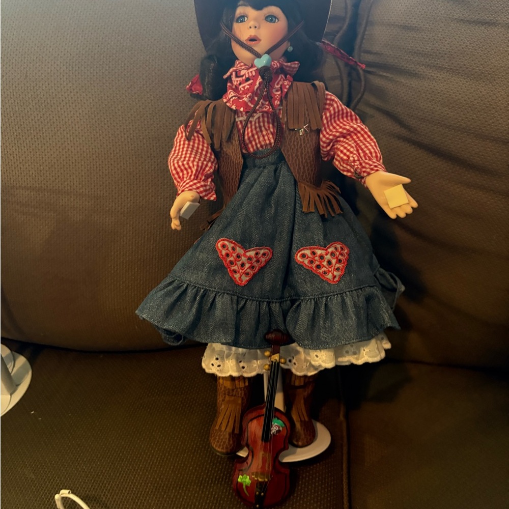 Paradise Galleries Country Darlings Mariah Doll
